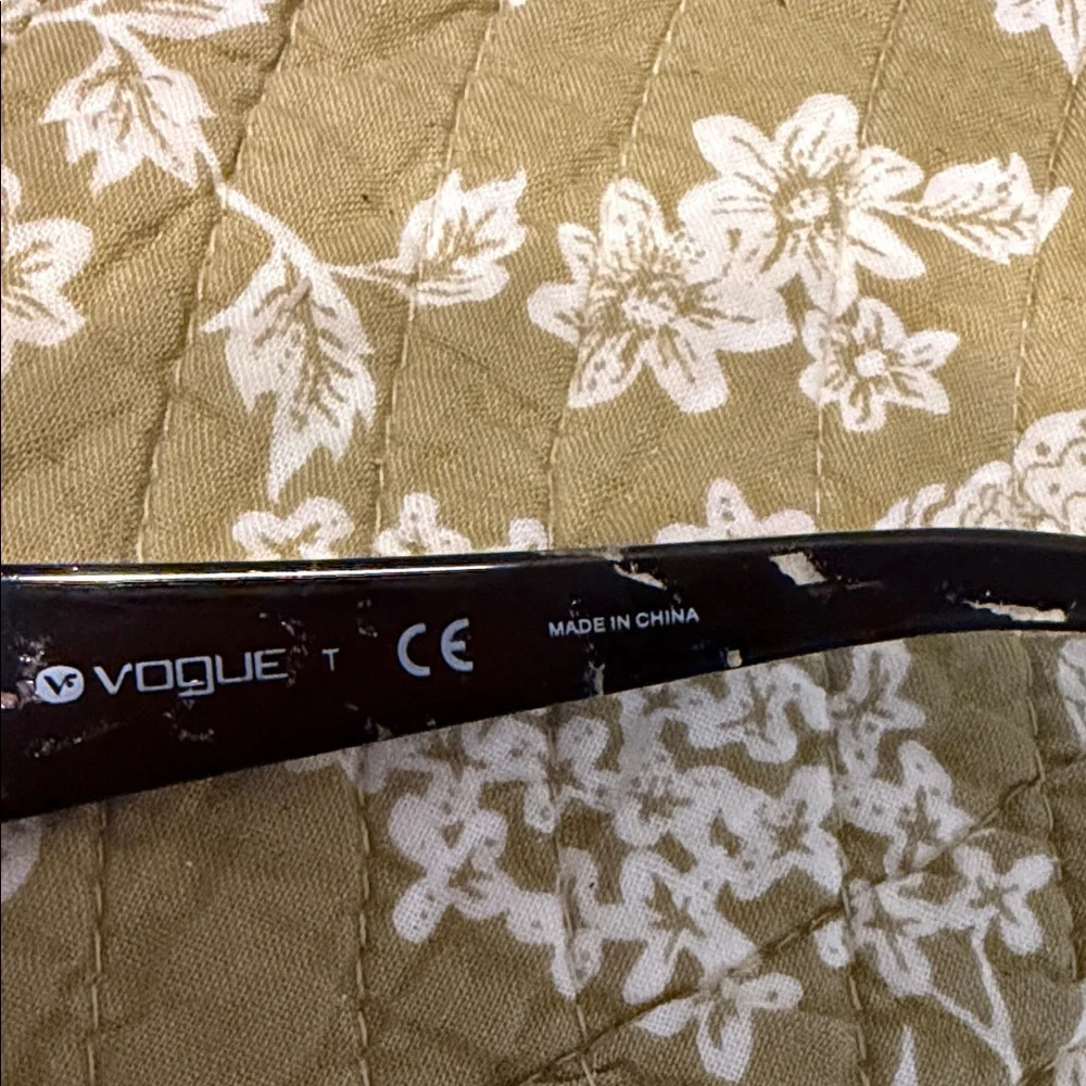 Vogue Women's Reading Glasses Duo - Black & Burgundy